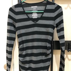 Old Navy Maternity XS Long Sleeve Tee